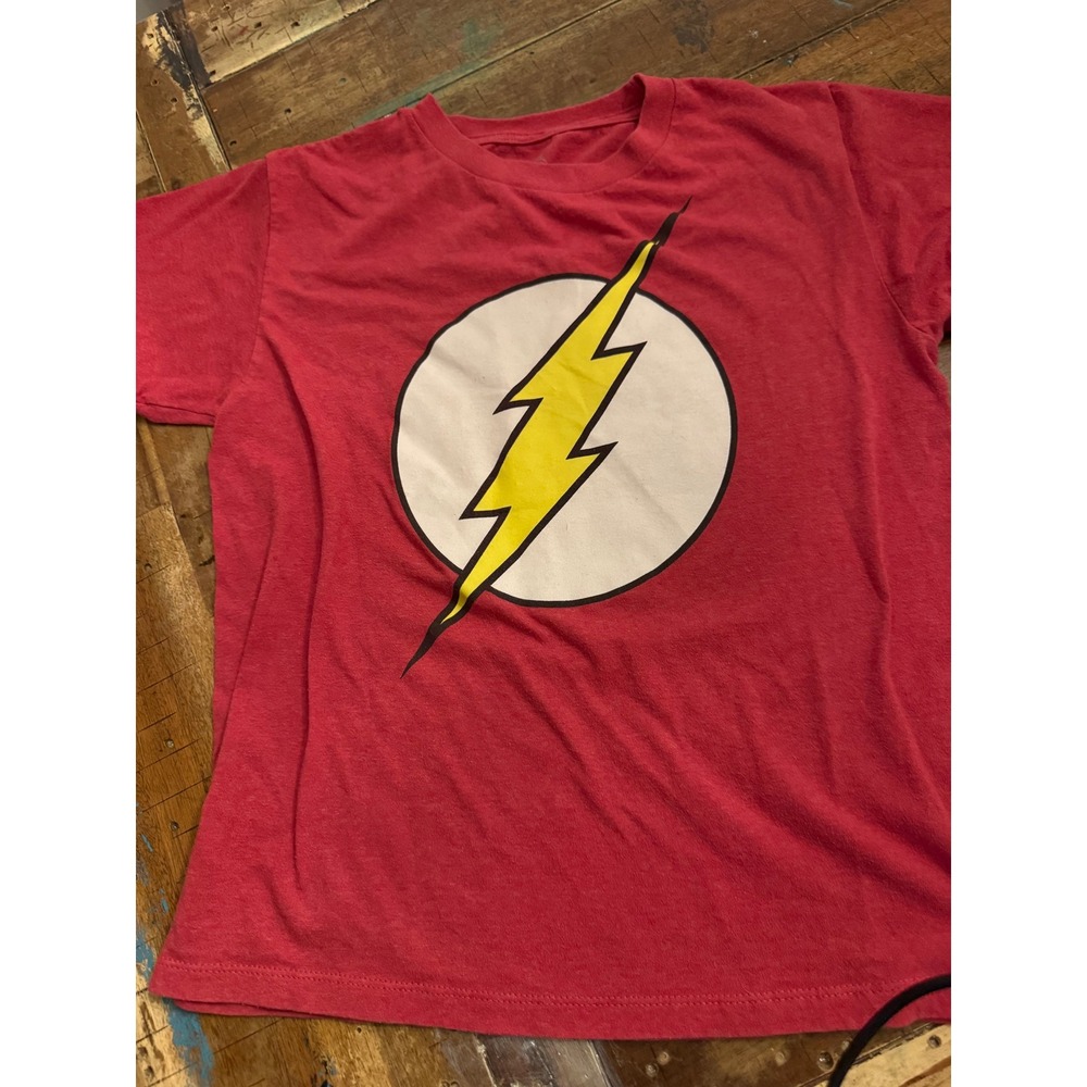 DC Comics The Flash Lightning Bolt Logo Graphic T-Shirt Red Kids Small S